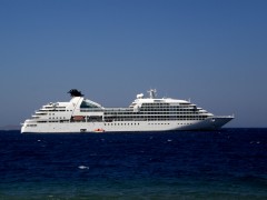 seabourn odyssey @ myconos 200810 a