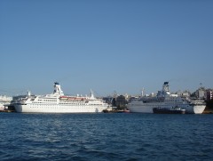 Astor & Astoria in Piraeus