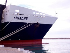 ariadne starboard anchor 030111