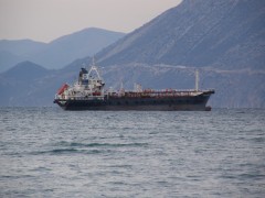 Aegean Daisy anchored @ patras roads