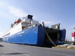 Eurocargo Napoli @ patras 020309 c