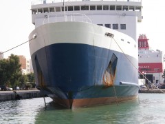 Kefalonia moored @ patra 060709 b