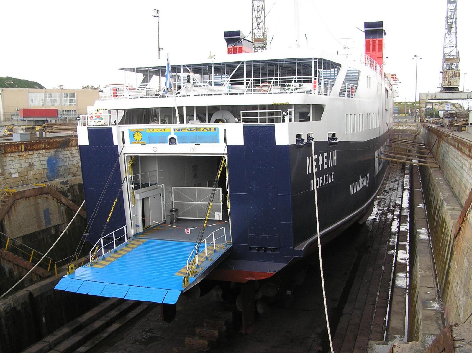 1_Nefeli_Stern_in_Vasiliadi_Drydock_22-0