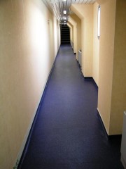 Porfyrousa Entrance Corridor