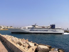 Speedrunner III first arrival in Piraeus