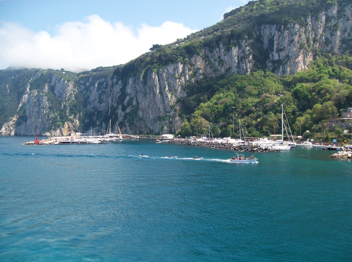 Capri port-marina - Λιμάνια Ιταλίας - Shipfriends