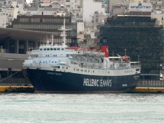 EXPRESS PEGASUS @ In Piraeus