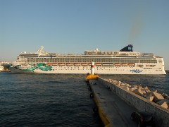 NORWEGIAN JADE