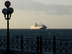 BLEU DE FRANCE - First Cruise ship in Piraeus - 2010