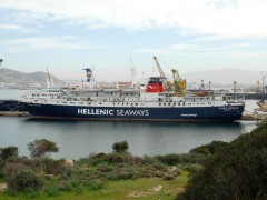 EXPRESS PEGASUS In Salamina