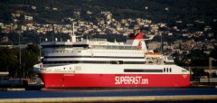 superfast XI@ patra New port 170711 Β