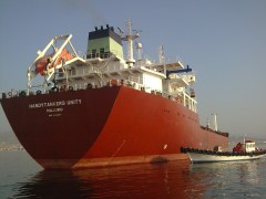 Handytankers Unity, at Elefsis roads