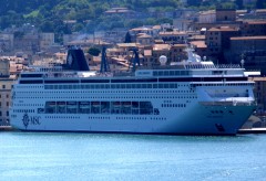 msc armonia@ ancona 140511 a