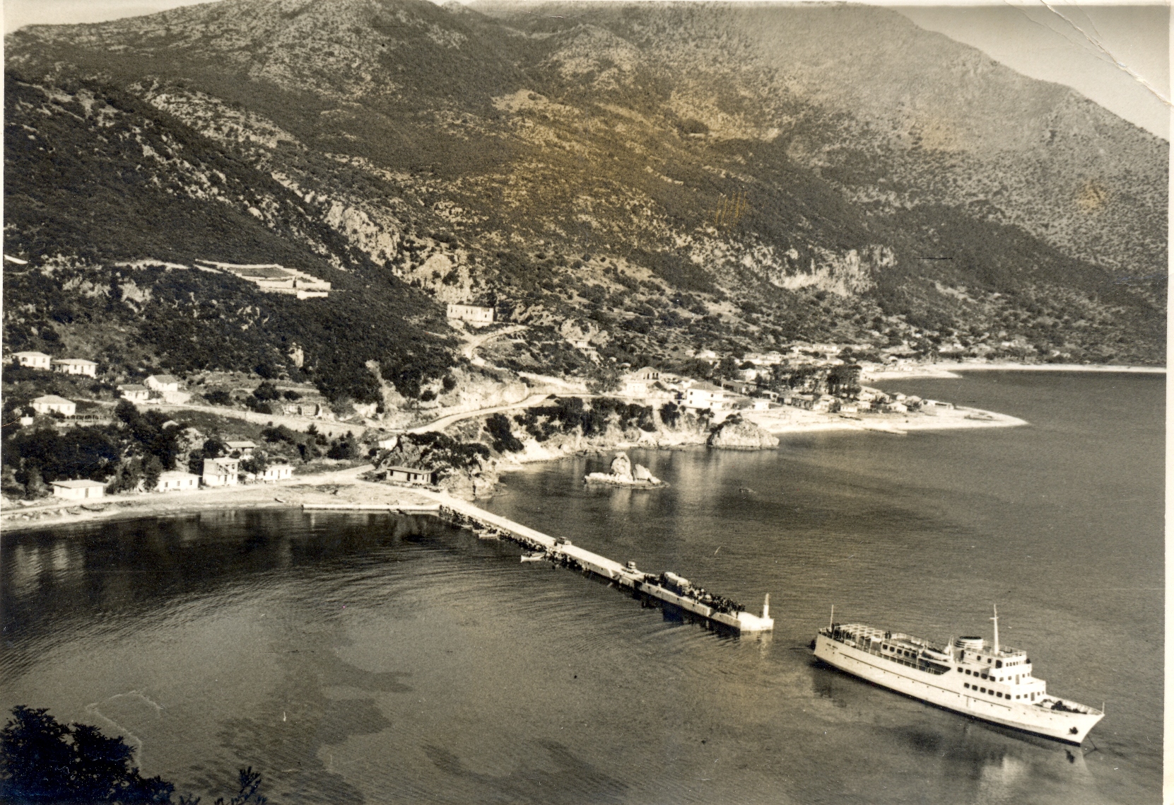 ANNA MARIA ΙΝ POROS PORT IN 1965