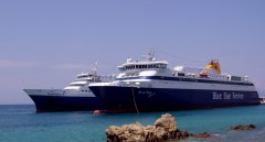 blue star ithaki & superfery II @mykonos 280505