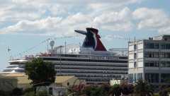 Carnival Breeze