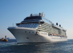 Celebrity Equinox