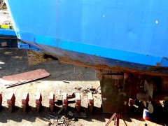 daliana @on perama drydock 230208 b