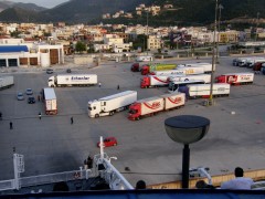 lorries awaiting superfast VI@ igoumenitsa  130511