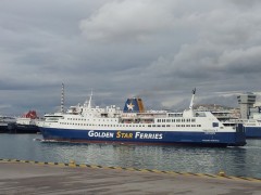 Superferry II leaving Piraeus 26 1 2013