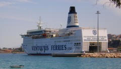 rigel II @ vostitsa (aegio) ferry terminal 280516 e