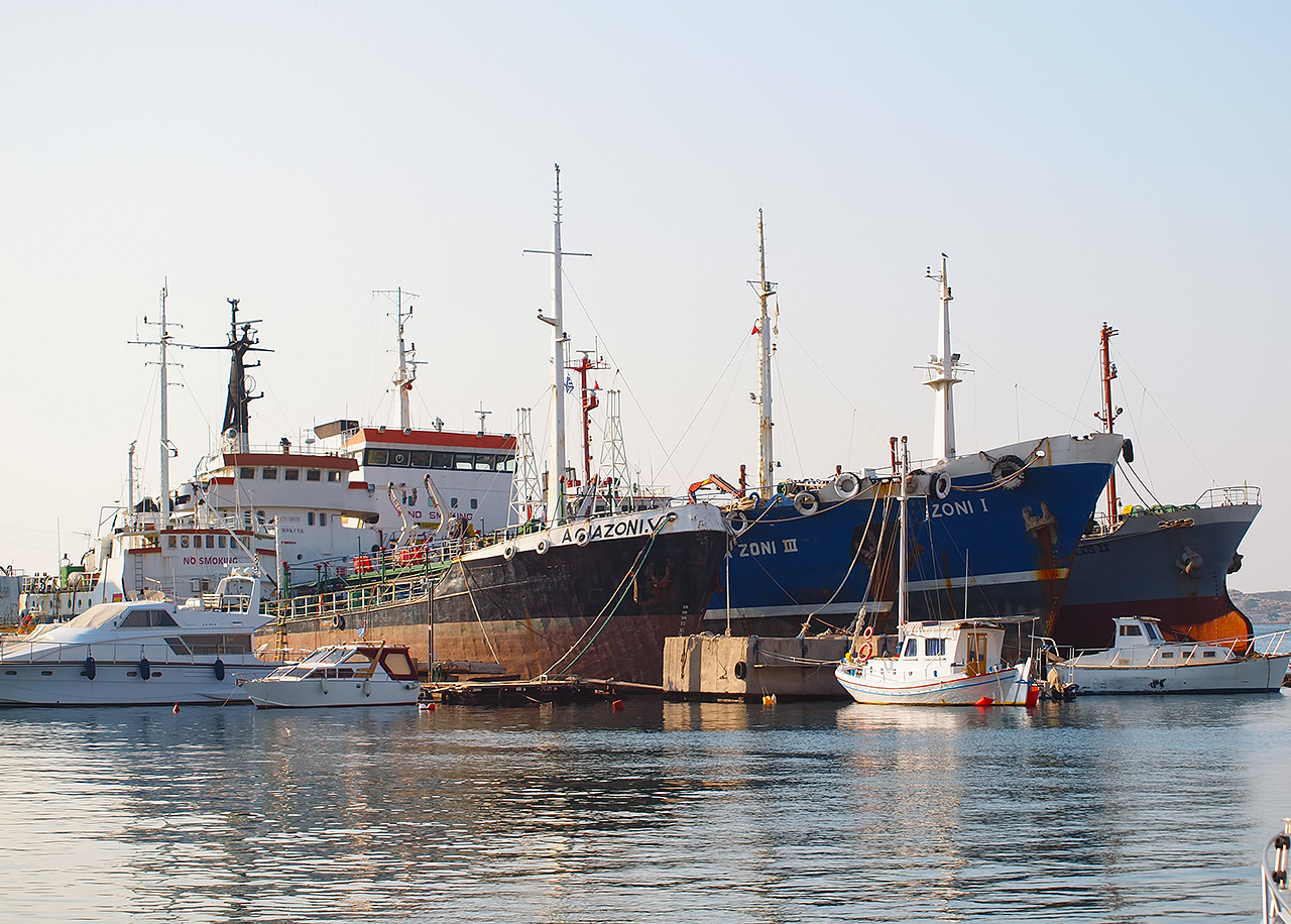 Tanker ships - Perama