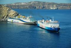 Traffic at Athinios port