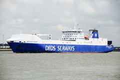 Britannia Seaways_26-06-16_Rotterdam_2.jpg