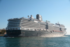 Koningsdam_23-04-17_Piraeus_10.JPG