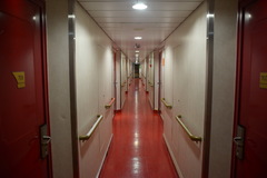 Cruise Smeralda_cabin corridor.JPG