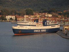 kefalonia @vathy 100410 glowing @ her homeport