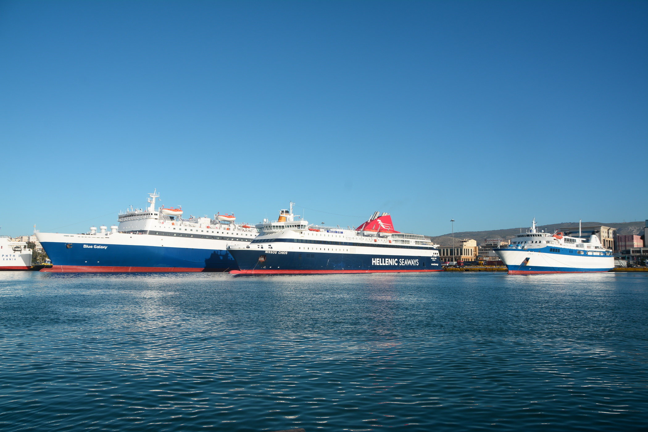 Blue Galaxy_Nissos Chios_Ionis_02-04-18_Piraeus