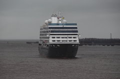 AZAMARA PURSUIT