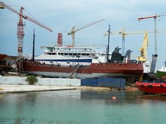 Entus in Panagiotakis Shipyard 23-06-18.JPG