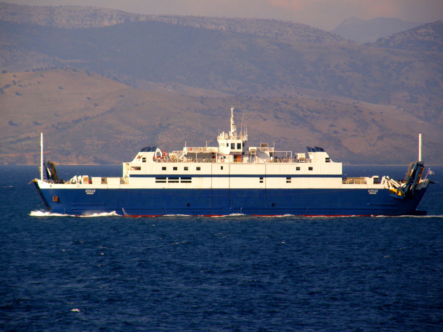 ionas off corfu 08072018