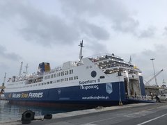 Superferry II berthed in Heraklion 20102018.jpg