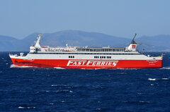 Fast Ferries Andros_21-08-18_off Rafina_6