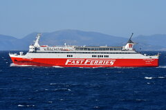 Fast Ferries Andros_21-08-18_off Rafina_6