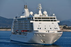 Seven Seas Voyager_21-04-19_Piraeus_2