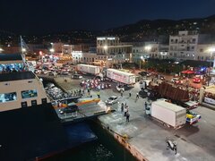 Syros port