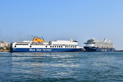 Blue Star 2_Mein Schiff 6_02-08-19_Piraeus