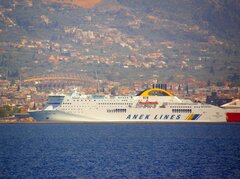 hellenic spirit departing patra new port 160820 a