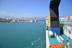 Prevelis entering Heraklion