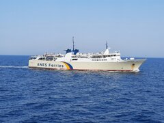 Proteus approaching Mantoudi port