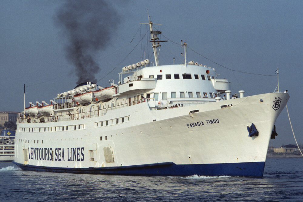 PANAGIA TINOU, 16.07.1990, Piräus 01, © Frank Heine.jpg