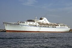 MEDITERRANEAN SKY, 31.07.1996, Brindisi 04, © Frank Heine.jpg