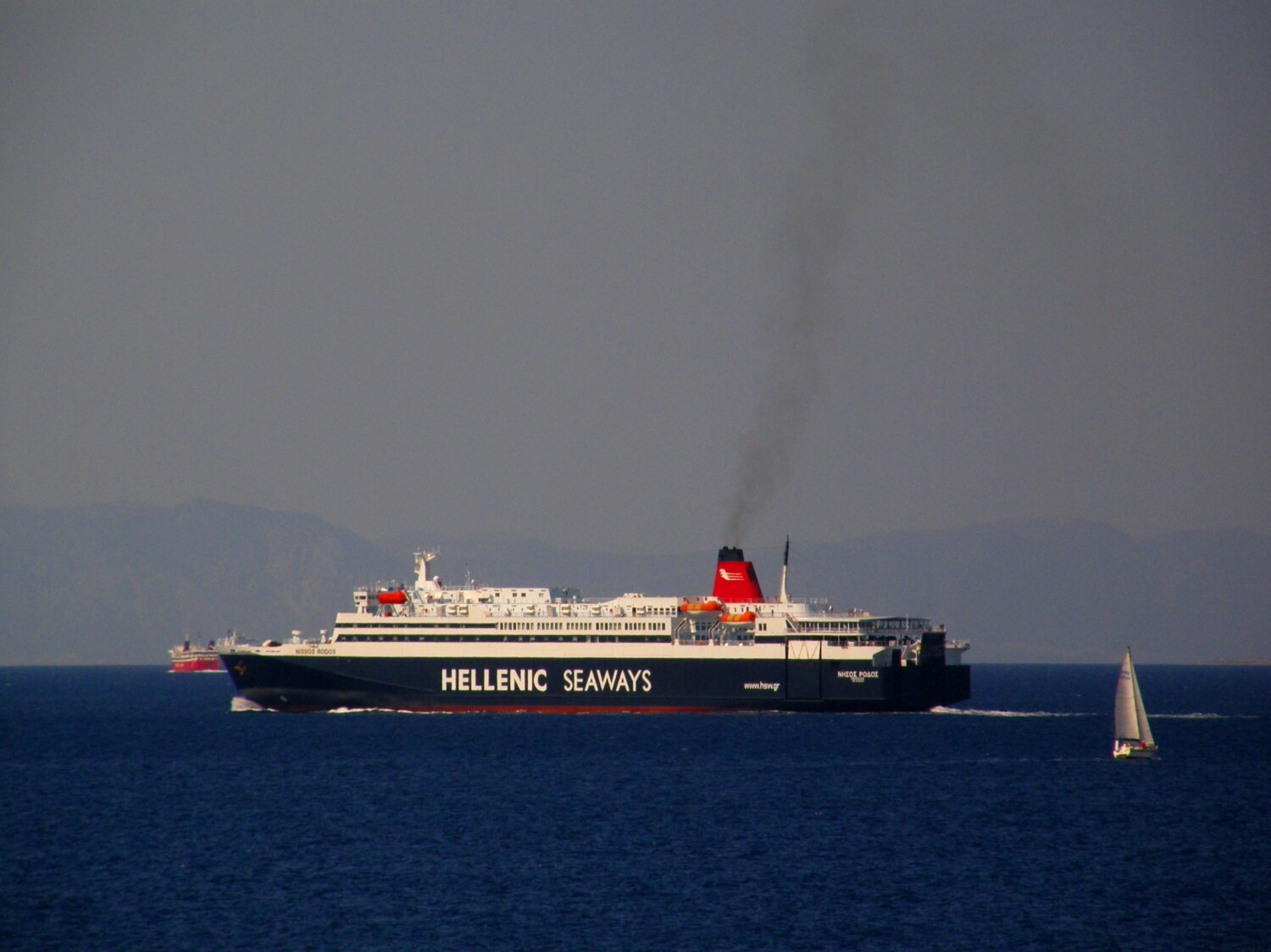 nissos rodos off piraeus 1000721