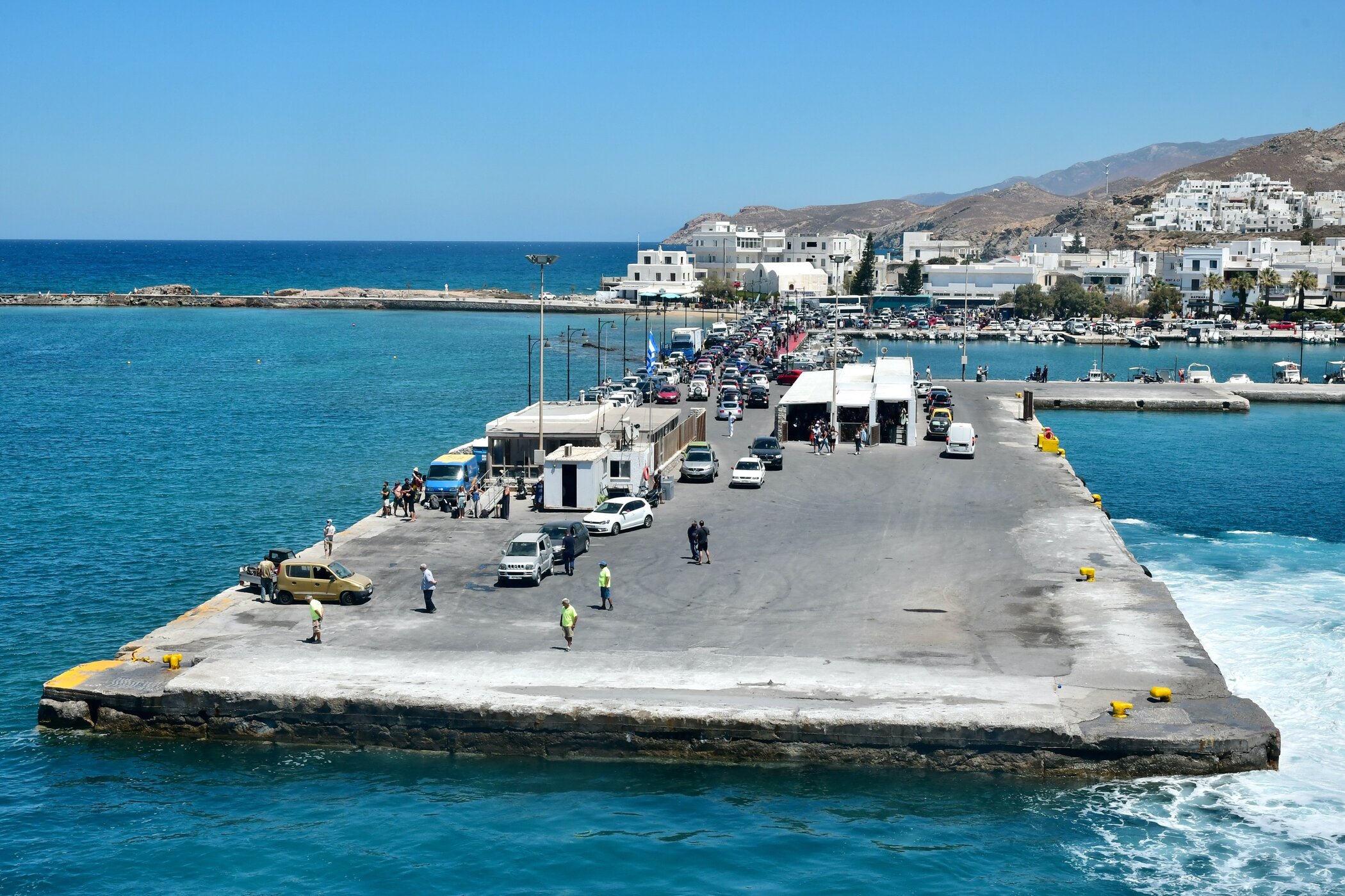 Naxos port_2