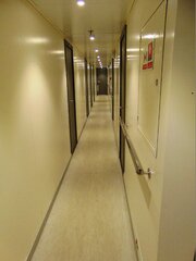 Aqua Star Cabins Corridor