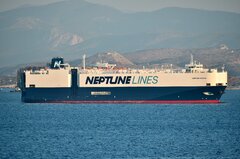 Neptune Horizon_05-09-21_off Piraeus_2